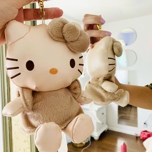jumbo hello kitty keychain